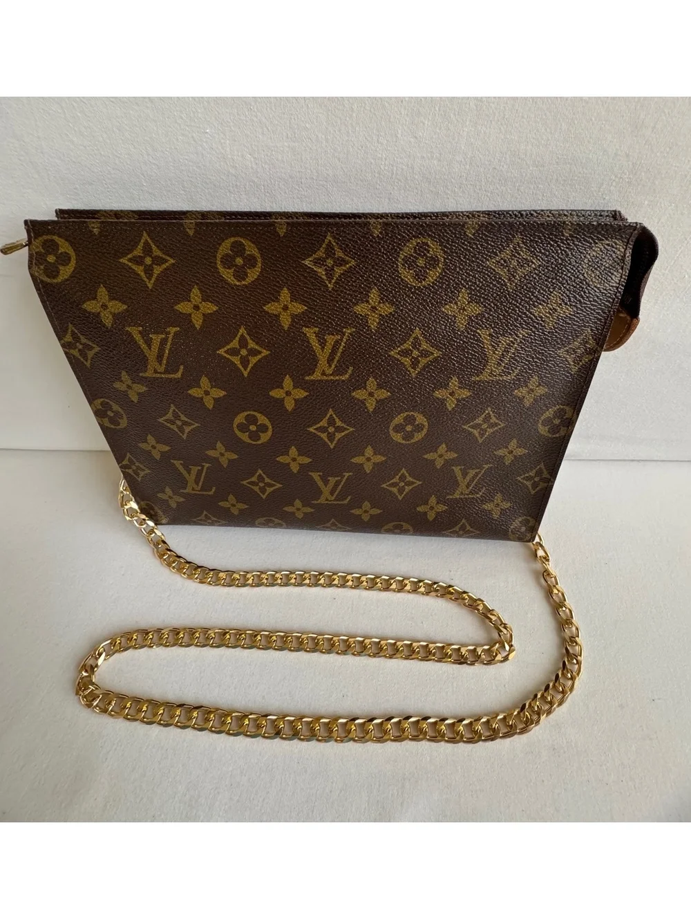 Louis Vuitton Toiletry Pouch 26 Monogram M47542 Authentic COA Vintage
